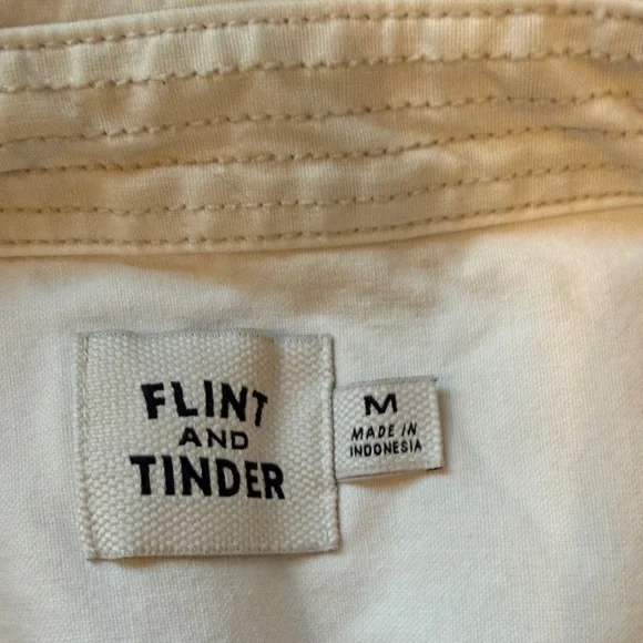 Flint and Tinder Men’s M Cream Button-Up Denim Shirt - Picture 2 of 12